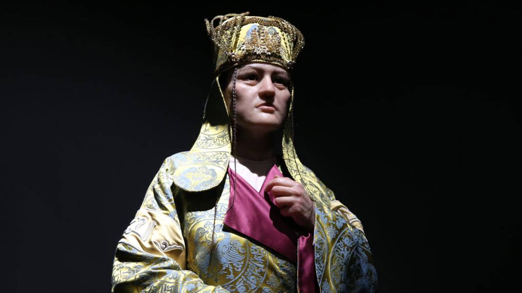 Görenler gözlerine inanamadı: İşte DNA analiziyle Selçuklu sultanlarının heykelleri 4